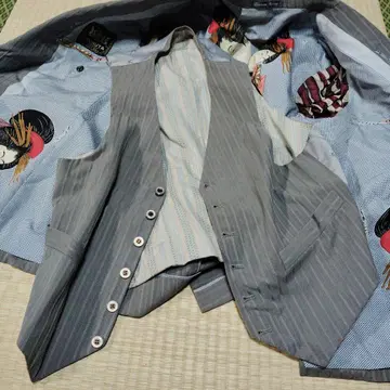 스트라이프 수트 (그레이)