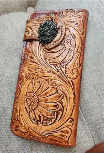 바이커즈 지갑 천연 가죽 소가죽 카빙 지갑 가죽 당초