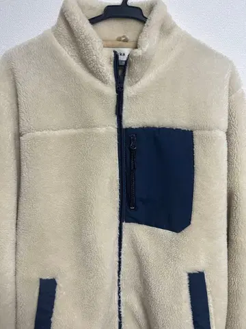 Ikka 베이지 플리스 자켓 풀 집업