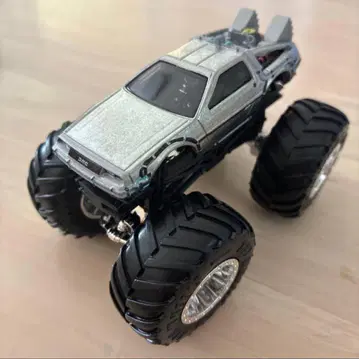 핫휠 몬스터 트럭 백 투 더 퓨처 드로리안