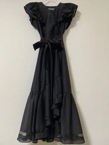 [ 미사용 새상품 ] JUSGLITTY 원피스