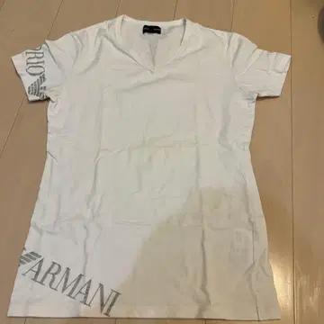 아르마니 t셔츠