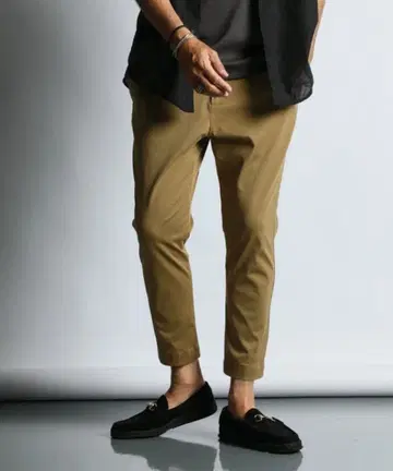 [ 정가 14,850엔 ] [ 원더쉐이프 ] 크롭 이지 팬츠 S