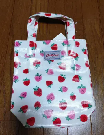 CathKidston 딸기 무늬 토트백 미사용