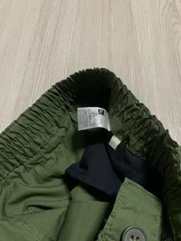 GU 카고 팬츠 올리브 그린