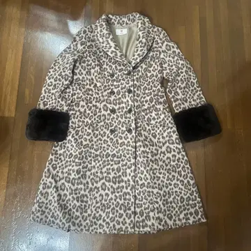 Ungaro 레오파드 무늬 롱 코트