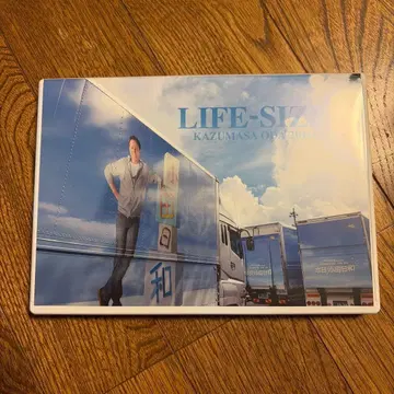 오다 카즈마사 LIFE-SIZE 2014