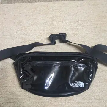 THE NORTH FACE 바디백 블랙