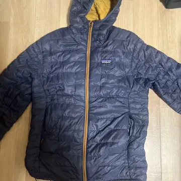 컨디션 최상 patagonia 퍼프 자켓 네이비 후드 부착 다운 자켓