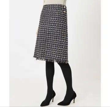 새상품급 La TOTALITE 라토타리테 트위드 사다리꼴 스커트 36