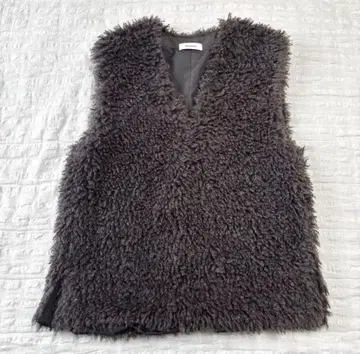 새상품급 MIESROHE 미스 로에 서스테나 코쿤 퍼 베스트