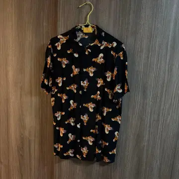 도쿄 디즈니 리조트 티거 반팔 하와이안 셔츠