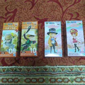 원피스 월드 콜렉터블 피규어 4개 세트