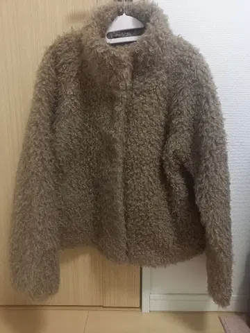 [새상품] 푸들 퍼 스탠드 숏코트