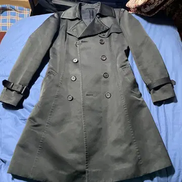 다크 그레이 트렌치코트 벨트 포함