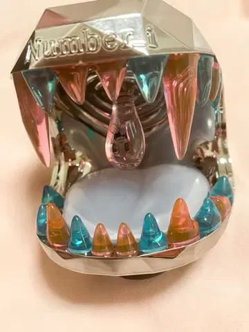 Number_i 응원봉 탑