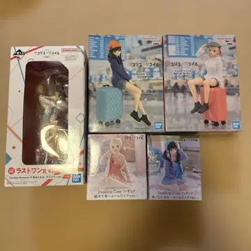 리코리스 피규어 5개 세트 덤 포함 흠집 없음 개봉 완료