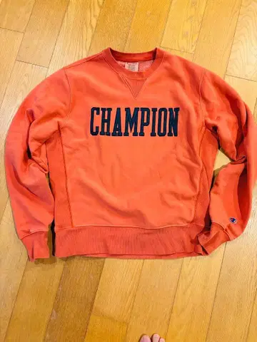 [분위기 일점물] Champion 리버스 위브 자수 로고 페이드 오렌지