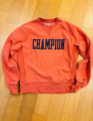 [레어 컬러] Champion 리버스 위브 자수 로고 페이드 오렌지
