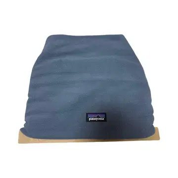 patagonia 넥워머 그레이