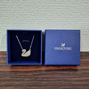 Swarovski 백조 모티브 목걸이