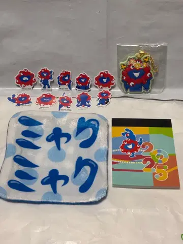 [ 2025 감사박람회 ] 미야쿠미야쿠 4종 세트 키링 메모장 씰 파우치