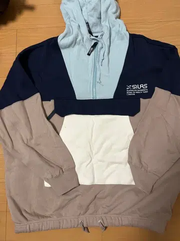 컬러 블록 후드 부착 후드티