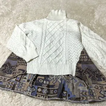 TITICACA 티티카카 이종 소재 니트 스웨터