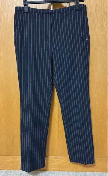 피코네 네이비 스트라이프 골프 팬츠