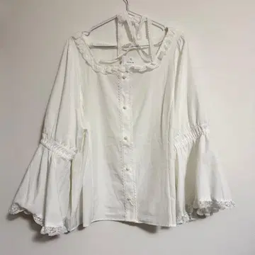 마시로 아리스 시마무라 히메소데 블라우스 화이트