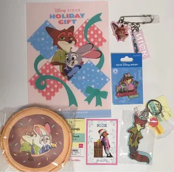 주토피아2 크리스마스 카드 혜택 디즈니 리조트 핀 배지 닉