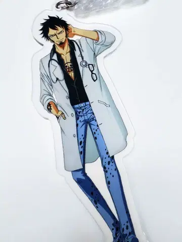 원피스 ONEPIECE 트라팔가 로 아크릴 키링 흰 옷