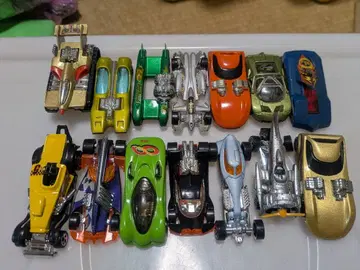 Hot Wheels 미니카 14대 세트