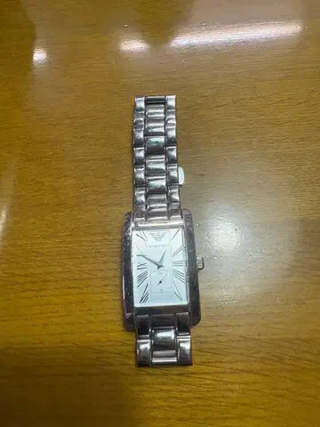 Emporio Armani 직사각형 손목시계 실버