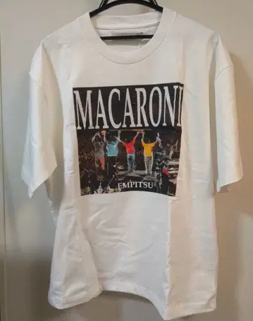 마카로니 연필 나노 유니버스 그래픽 T셔츠 M 사이즈 화이트