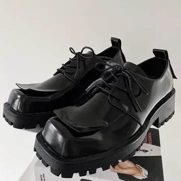 PU 가죽 통굽 디자인 신발