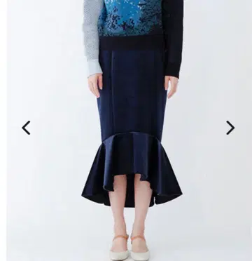 미사용 새상품 Lautashi(라우타시) 스즈키 에미 벨로아 스커트