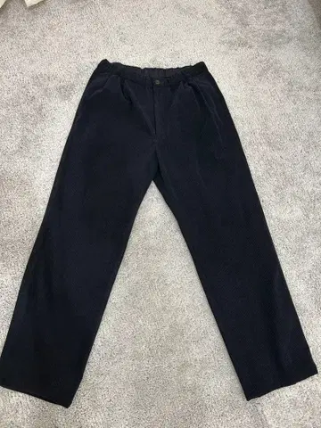 [ 거의 새상품 ] MORRIS & SONS 코듀로이 이지 팬츠 블랙 1