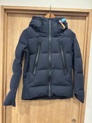 새상품급 Descente 미즈사와 다운 마운티니어 다운 자켓 정가 12만