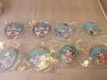 [배송 미개봉] 레이싱 미쿠 하츠네 미쿠 아크릴 키체인 8개