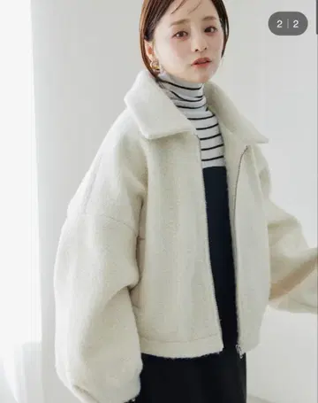 fifth 보아 숏코트 벌룬 소매 아이보리