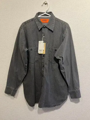 미사용품 UNIVERSAL OVERALL 그레이 데님 셔츠