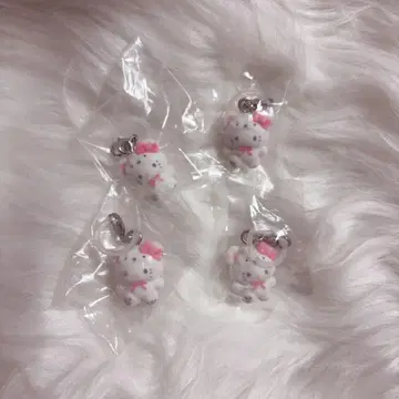 산리오 포근포근 스노우 마커 액세서리 키티