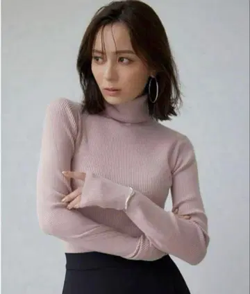 [ 새상품급 ] 캐시미어 블렌드 핏 리브 니트 풀오버 핑크 아뉴앙스