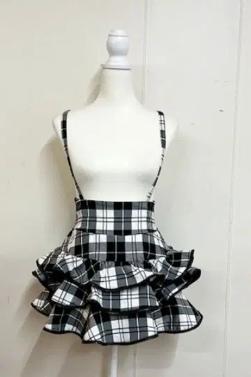 [ MA*RS ] ZIP 프릴 치마바지 - BLK/화이트 size-F