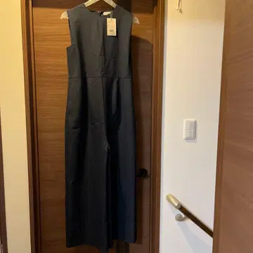 LEPSIM 다크 그레이 슬리브리스 점프수트 L