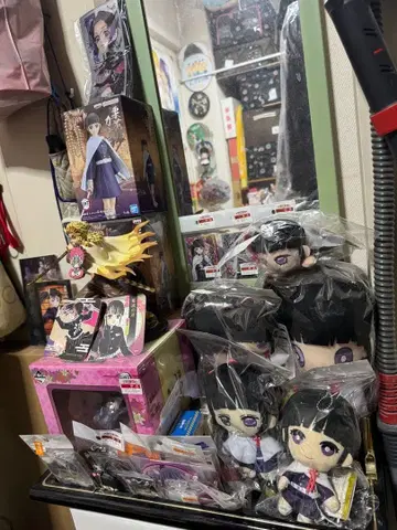 귀멸의 칼날 츠유리 카나오 컬렉션