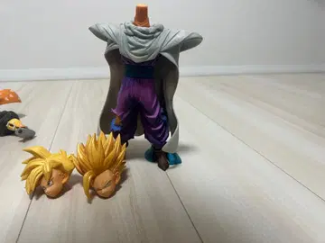 드래곤볼 손오반 피규어