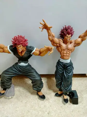 한마 유지로 피규어 2체