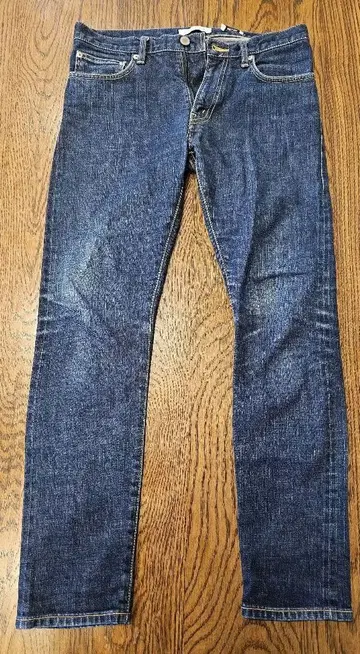 맥킨토시 데님 다크 블루 스트레이트 심플 청바지